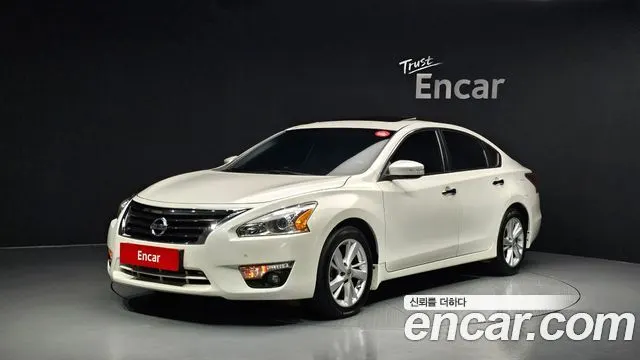 NISSAN ALTIMA 2015 — 142 988 км, белый, Корея — под ключ — фото 11
