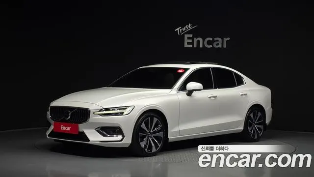 VOLVO S60 — из Кореи под ключ
