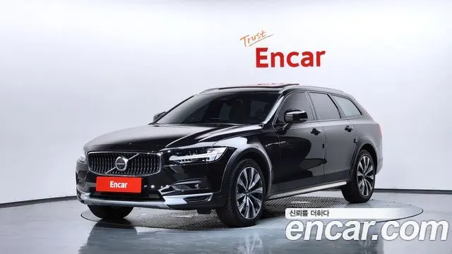 VOLVO V90 CROSS COUNTRY — из Кореи под ключ