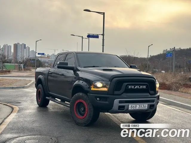DODGE RAM PICKUP 2017 — 60 000 км, чёрный, Корея — под ключ — фото 12