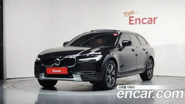 VOLVO V90 CROSS COUNTRY — из Кореи под ключ