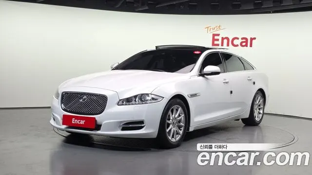 JAGUAR ALL NEW XJ 2013 — 157 250 км, белый, Корея — под ключ — фото 1