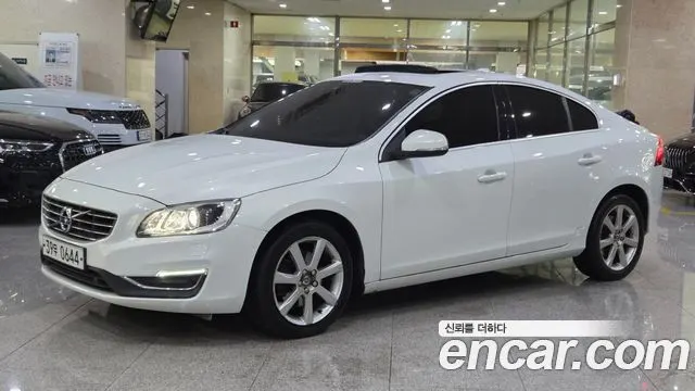 VOLVO S60 — из Кореи под ключ