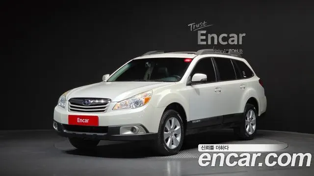 SUBARU OUTBACK 2012