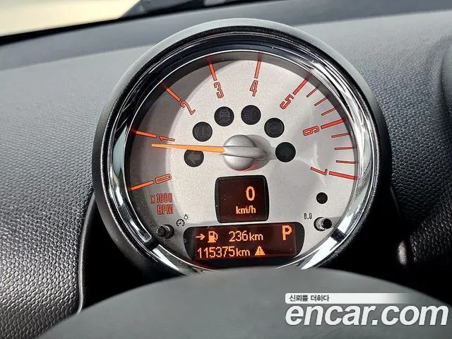 MINI COOPER 2013 — 115 000 км, тёмно-зелёный, Корея — под ключ — фото 7