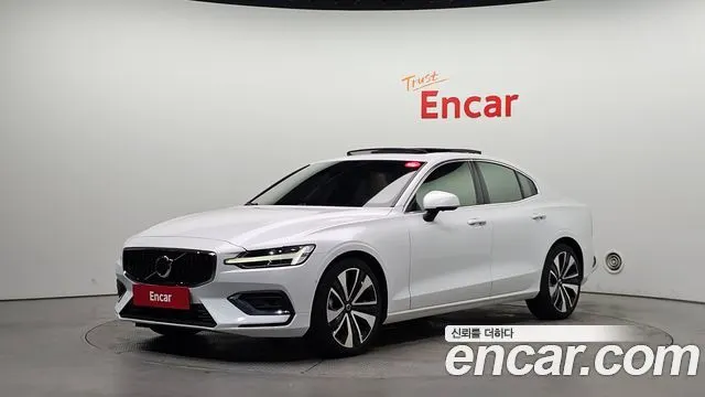 VOLVO S60 — из Кореи под ключ