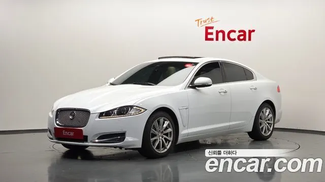 JAGUAR NEW XF 2012