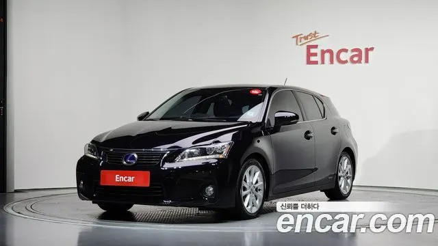 LEXUS CT200H — из Кореи под ключ