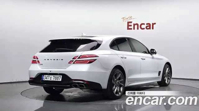GENESIS SHOOTING BRAKE 2023