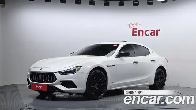 MASERATI GHIBLI — из Кореи под ключ