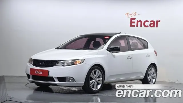 KIA FORTE HATCHBACK — из Кореи под ключ