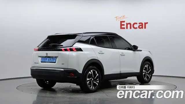 PEUGEOT E-2008 — из Кореи под ключ