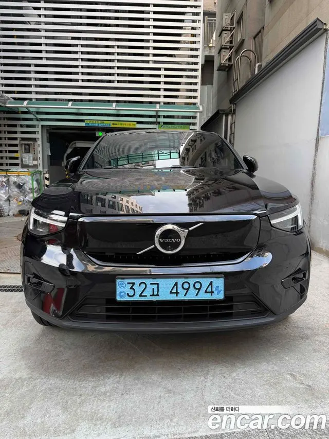 VOLVO C40 RECHARGE — из Кореи под ключ