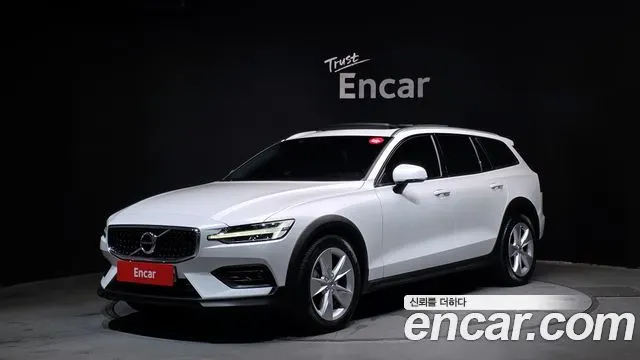 VOLVO V60 CROSS COUNTRY — из Кореи под ключ