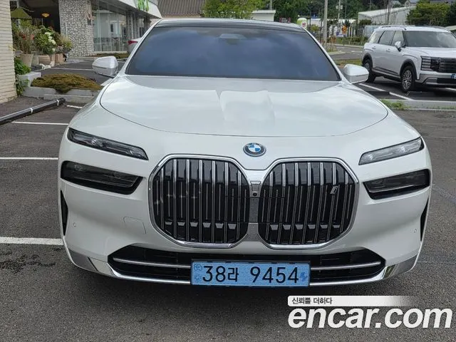 BMW I7 — из Кореи под ключ