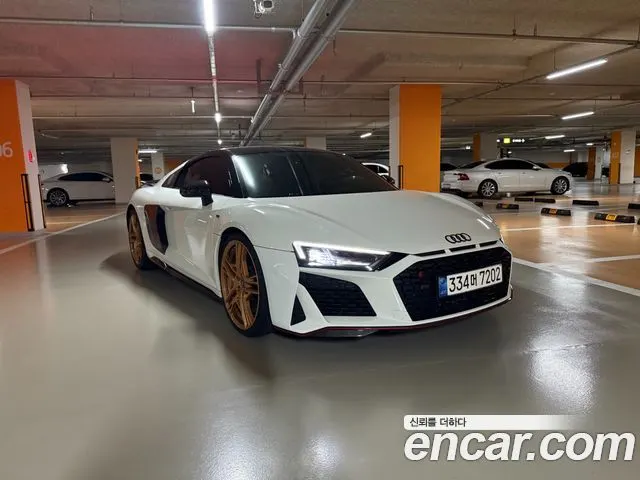 AUDI R8 — из Кореи под ключ