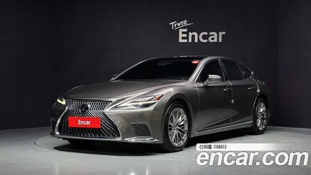 LEXUS LS500 — из Кореи под ключ