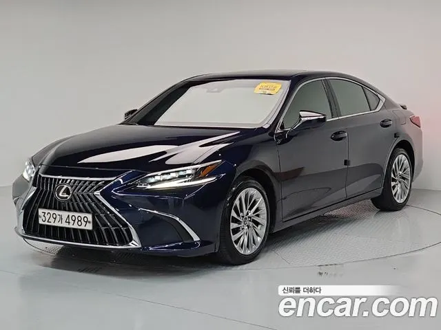LEXUS ES300H — из Кореи под ключ