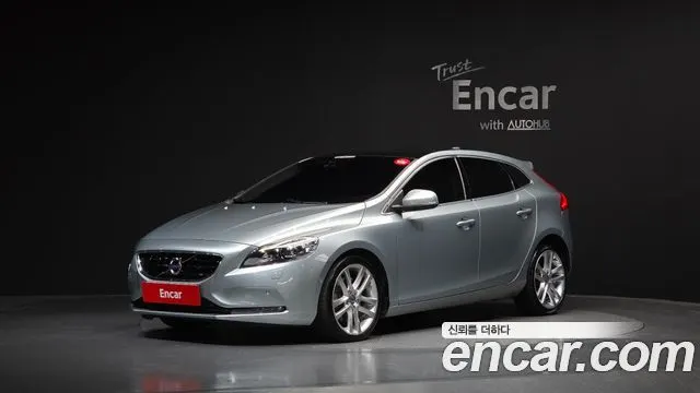 VOLVO V40 — из Кореи под ключ