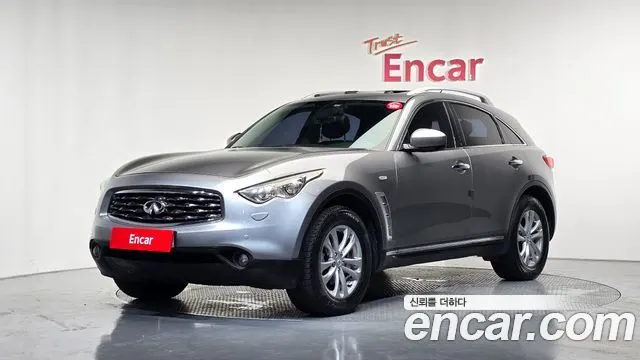 INFINITI FX35 2011