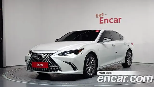 LEXUS ES300H — из Кореи под ключ