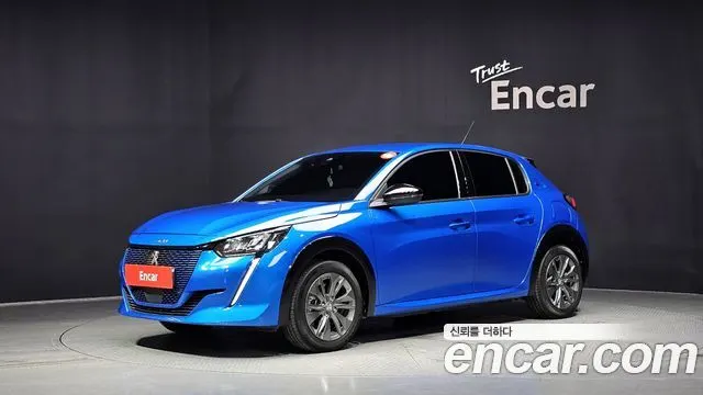 PEUGEOT E-208 — из Кореи под ключ
