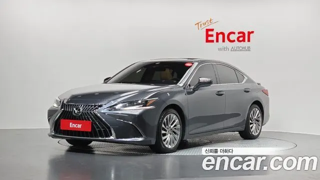 LEXUS ES300H — из Кореи под ключ