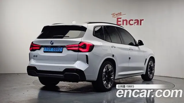BMW IX3 — из Кореи под ключ