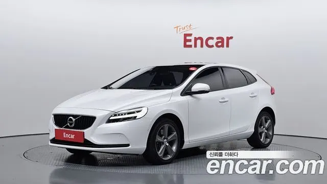 VOLVO V40 — из Кореи под ключ