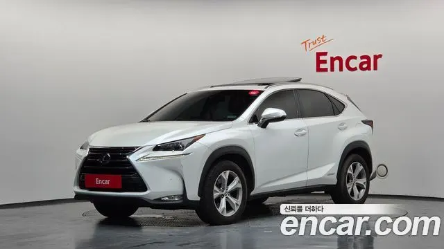 LEXUS NX300H 2016 — 84 287 км, белый, Корея — под ключ — фото 1