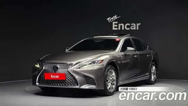 LEXUS LS500H — из Кореи под ключ