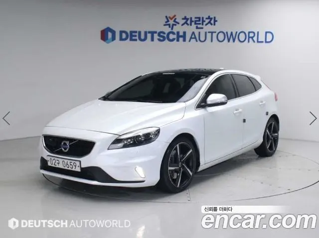 VOLVO V40 — из Кореи под ключ