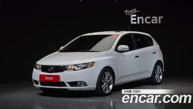 KIA FORTE HATCHBACK — из Кореи под ключ