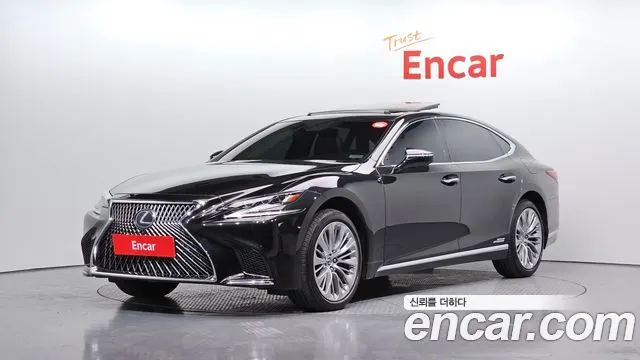 LEXUS LS500H — из Кореи под ключ