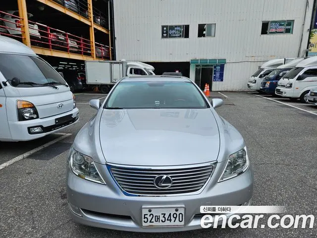 LEXUS LS460 2007