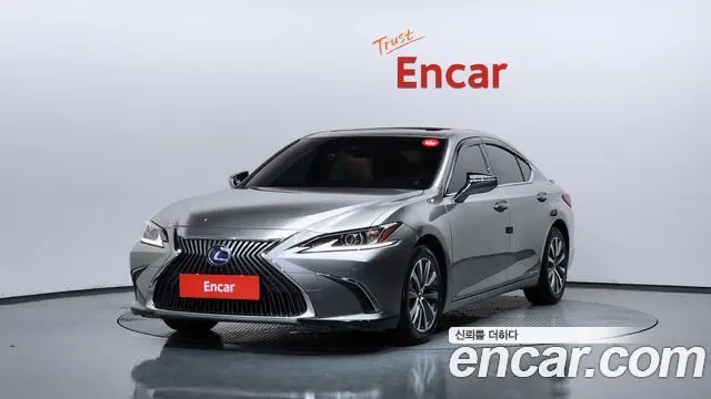 LEXUS ES300H — из Кореи под ключ