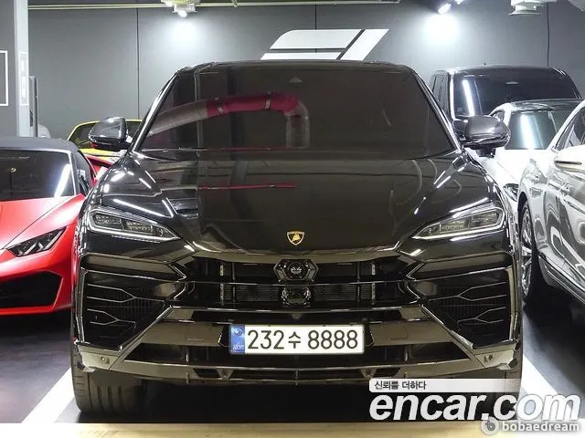 LAMBORGHINI URUS 2025 — 4 400 км, чёрный, Корея — под ключ — фото 11