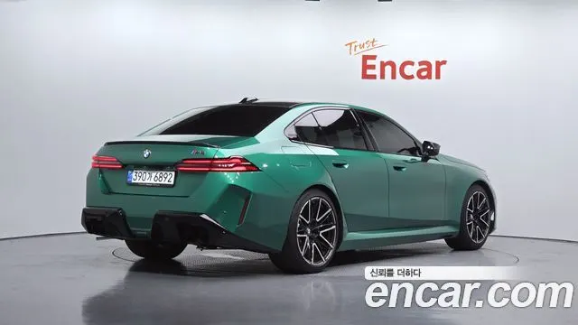 BMW M5 — из Кореи под ключ