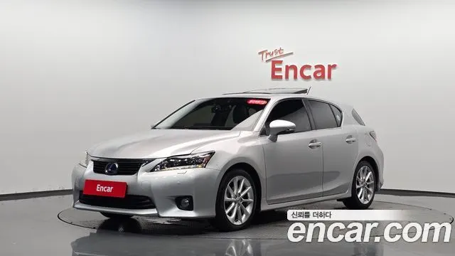 LEXUS CT200H — из Кореи под ключ
