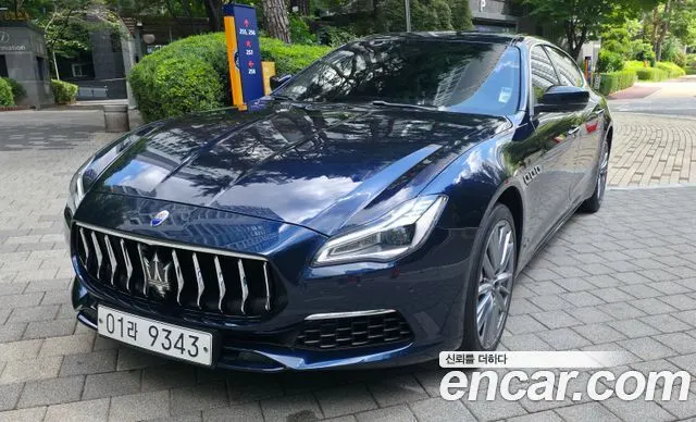 MASERATI QUATTROPORTE — из Кореи под ключ