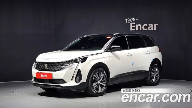 PEUGEOT 5008 2022