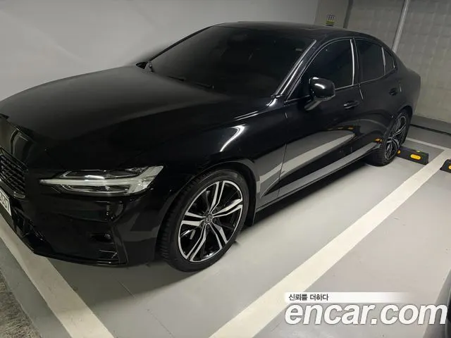 VOLVO S60 — из Кореи под ключ
