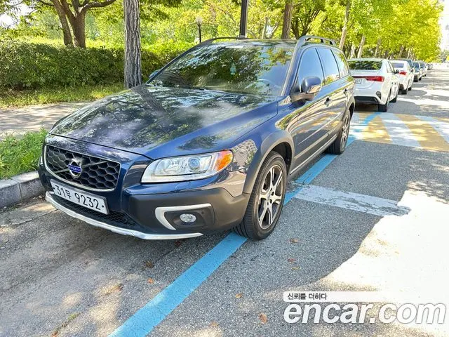 VOLVO XC70 2014
