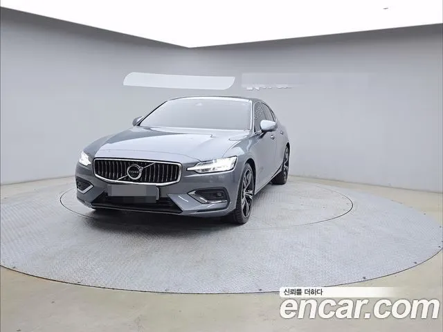 VOLVO S60 — из Кореи под ключ
