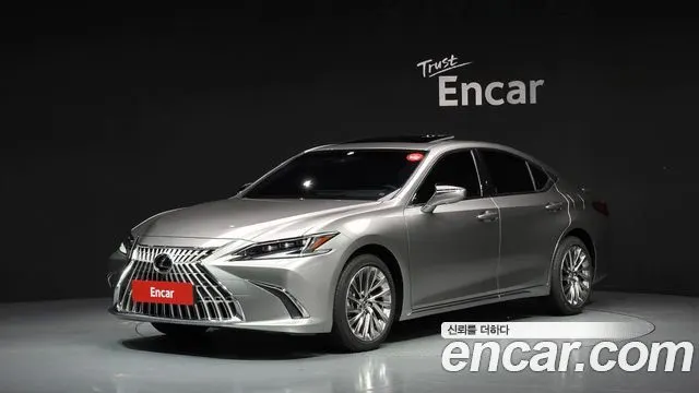 LEXUS ES300H — из Кореи под ключ
