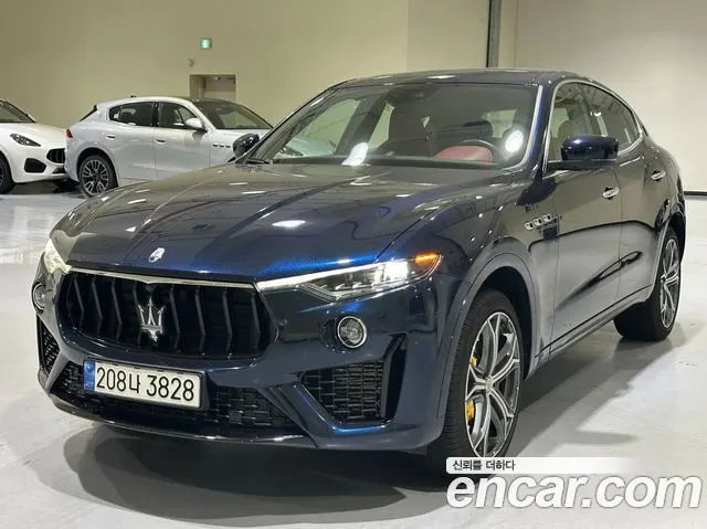MASERATI LEVANTE — из Кореи под ключ