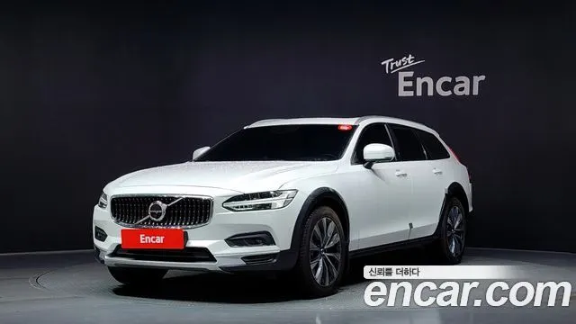 VOLVO V90 CROSS COUNTRY — из Кореи под ключ