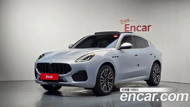 MASERATI GRECALE 2023 — 21 820 км, светло-серебристый, Корея — под ключ — фото 1