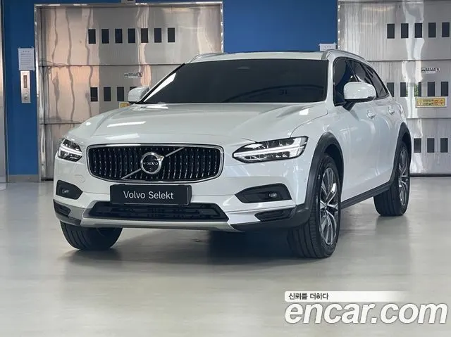 VOLVO V90 CROSS COUNTRY — из Кореи под ключ