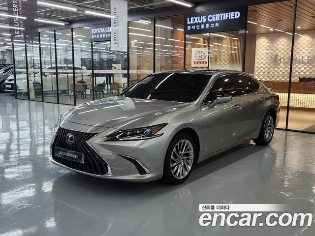 LEXUS ES300H — из Кореи под ключ